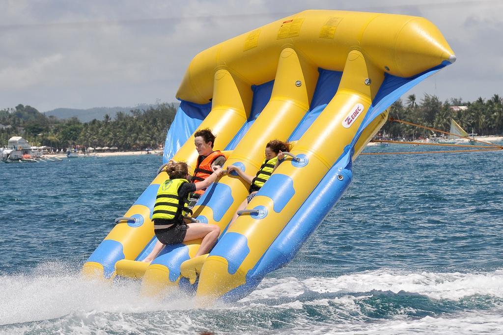 Subiza Beach Resort Olongapo Buitenkant foto