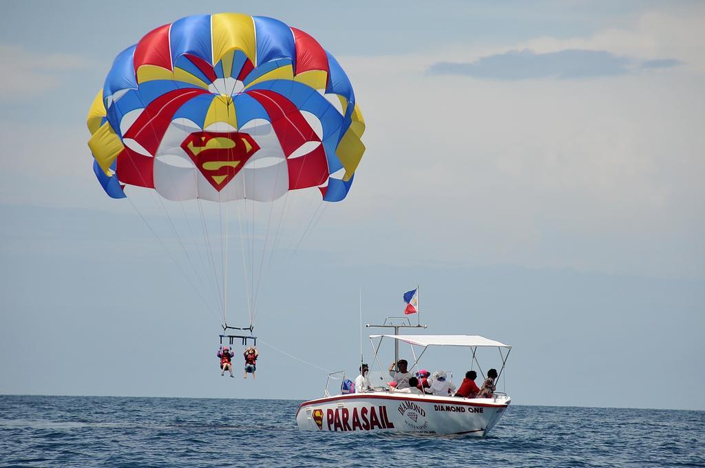 Subiza Beach Resort Olongapo Buitenkant foto